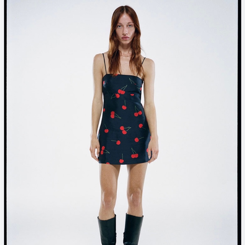 Realization Par Christy Dress Wild Cherry Size M